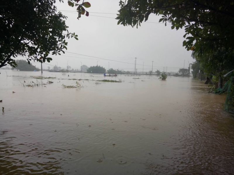 Con nước bua v&acirc;y khắp c&aacute;c th&ocirc;n l&agrave;ng, ng&otilde; x&oacute;m tại H