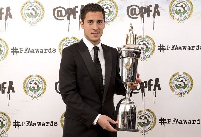 2809896C00000578-3056557-image-m-38_1430081722154