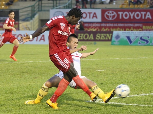 B&igrave;nh Dương dễ d&agrave;ng đ&aacute;nh bại Hải Ph&ograve;ng.