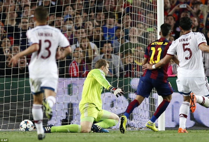 28628CCA00000578-3070826-image-a-100_1430945954636