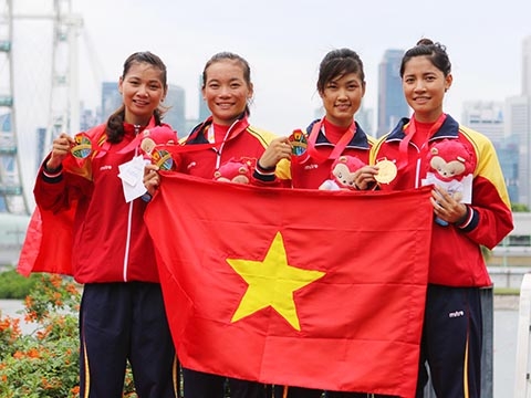 QK-HCV-thuyen-nhe-4-nguoi