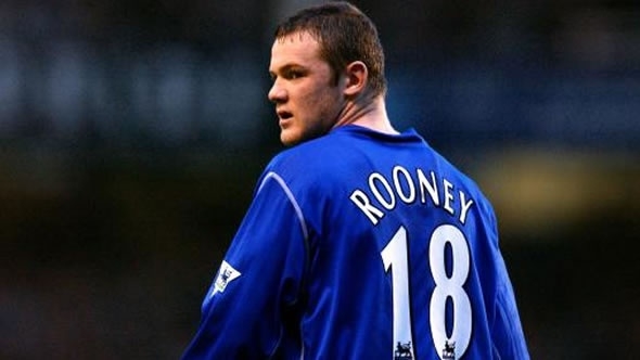 Rooney khi c&ograve;n kho&aacute;c &aacute;o Everton