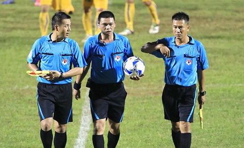 trong-tai-ha-anh-chien