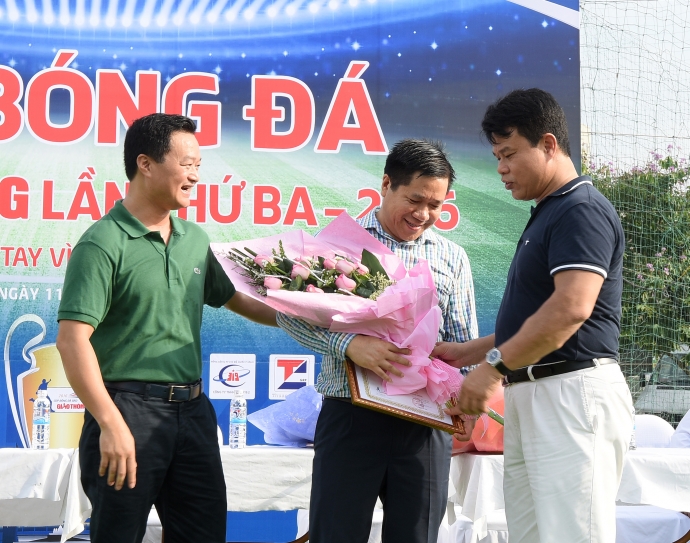 &Ocirc;ng Trần Ngọc T&uacute;, PTGĐ C&ocirc;ng ty CP Thuận An, đơn vị