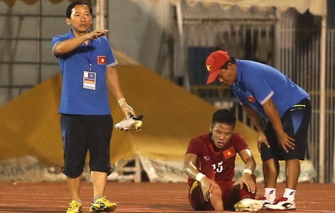 que-ngoc-hai-chan-thuong