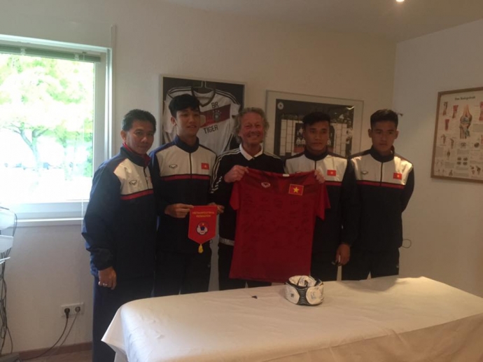 18057820_10209096622914555_3720369544315728361_n