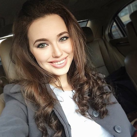 5b5c04819d968e270a492a2d0e994e8a--anastasia-google