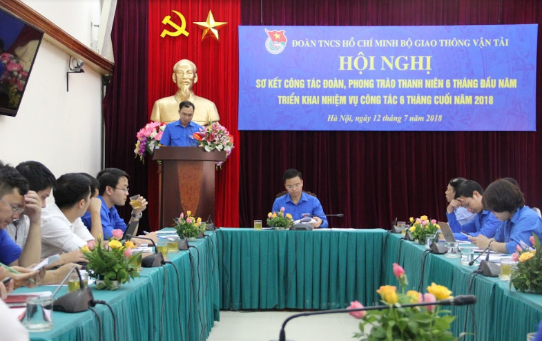 hoi-nghi