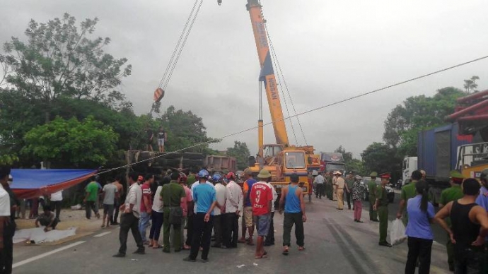 Vụ tai nạn khiến 3 người thương vong