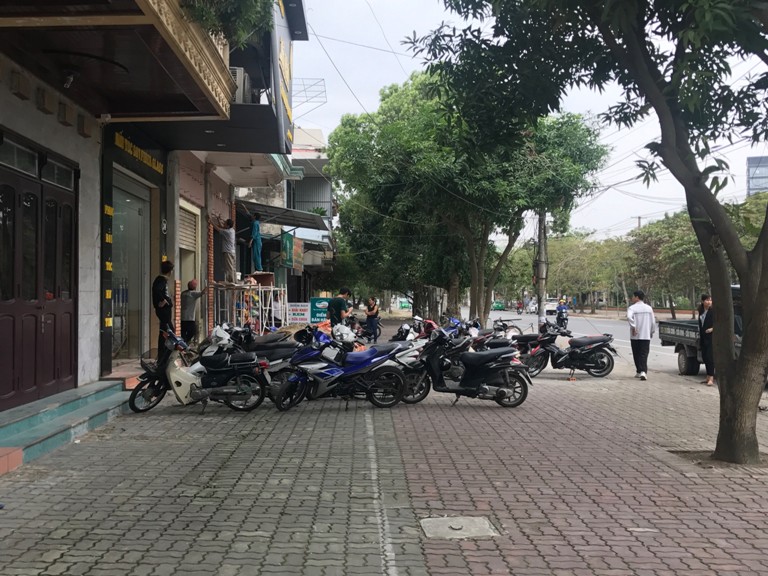 z814452028704_dbd843095ffc876173294c60a46348fe