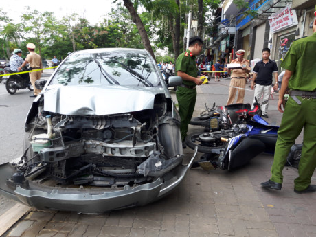 HIện trường vụ tai nạn