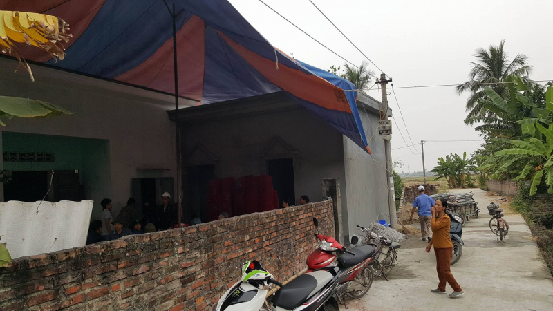 anh đ&aacute;nh e ở x&atilde; quốc tuấn, an l&atilde;o