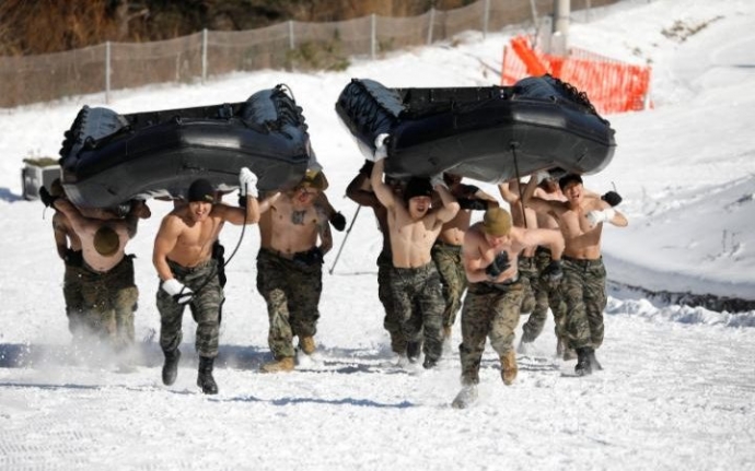 28.1 Mỹ H&agrave;n