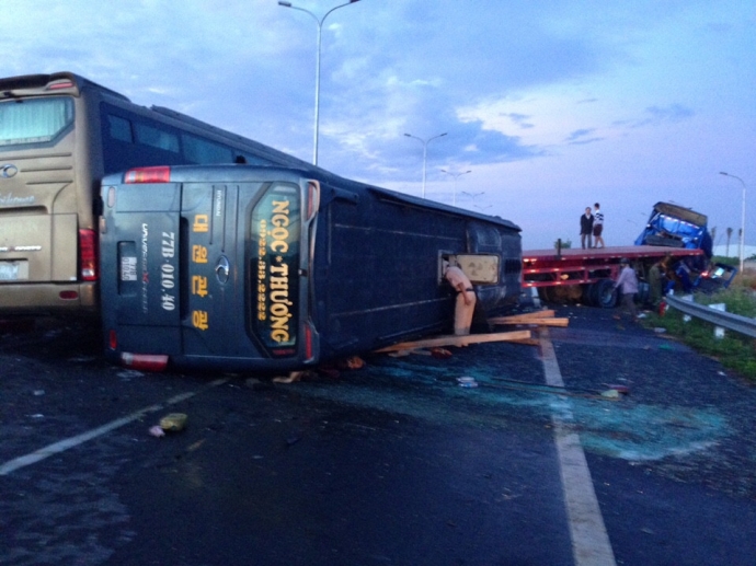 z551770514896_f82f61355a9596efcb0ef71ba634e86c