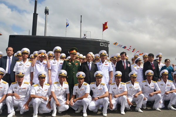 hai quan viet nam tau ngam