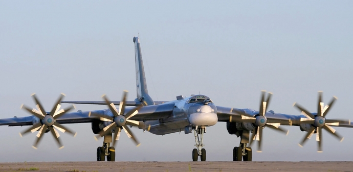 Oanh tạc cơ Tupolev Tu-95