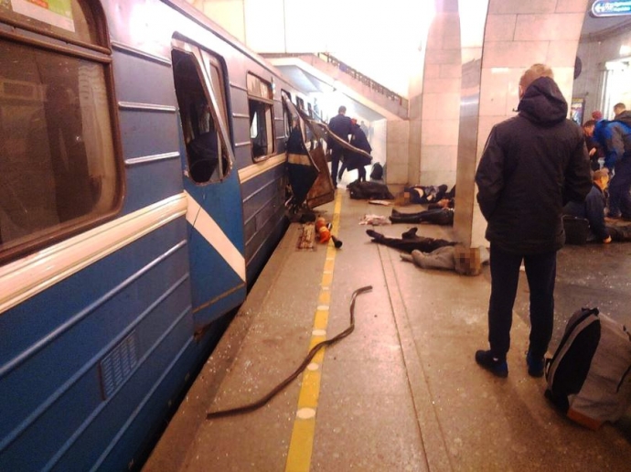 Vụ nổ nh&agrave; ga t&agrave;u điện ngầm ở  St.Petersburg