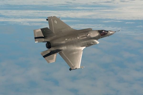 Triều Ti&ecirc;n bắn t&ecirc;n lửa, Mỹ điều th&ecirc;m m&aacute;y bay F-35B
