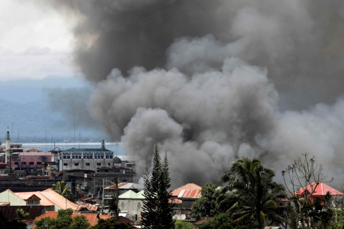 20170527-marawi-siege-rtr-1