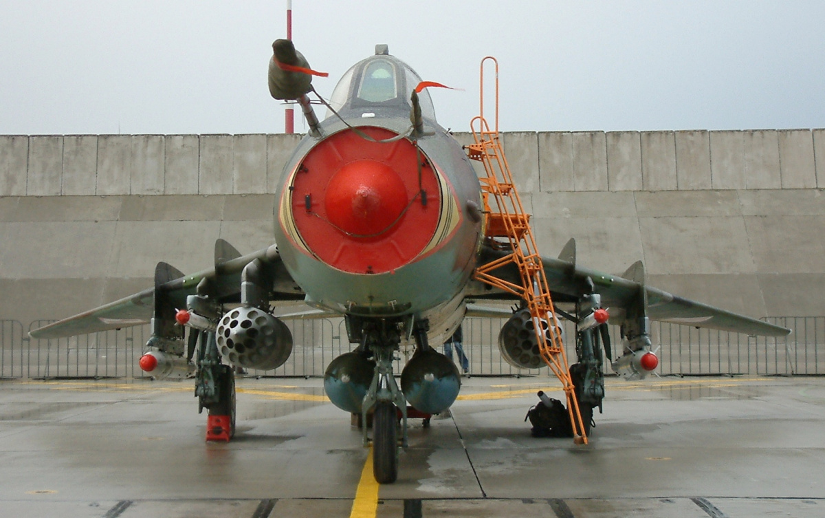 M&aacute;y bay Su-22