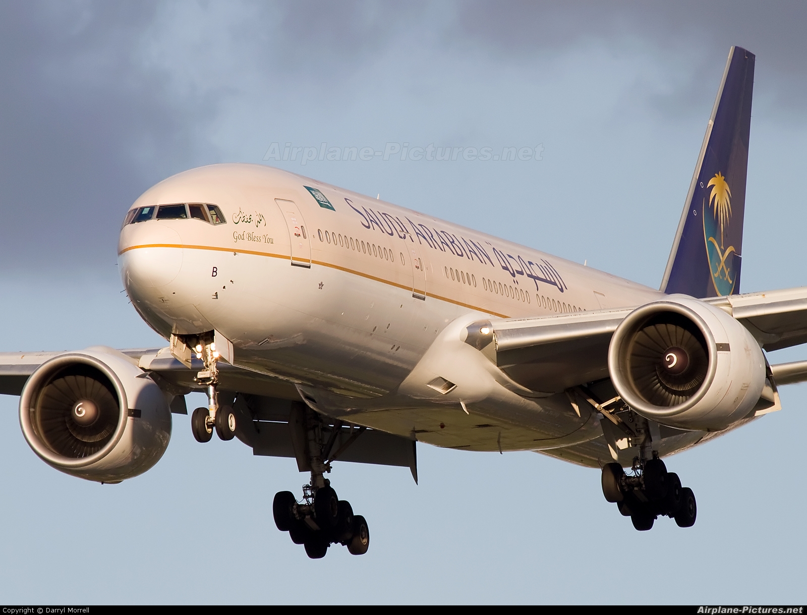 M&aacute;y bay chở kh&aacute;ch của h&atilde;ng Saudi Arabia Airlines