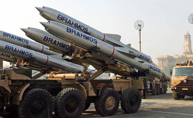 T&ecirc;n lửa Brahmos