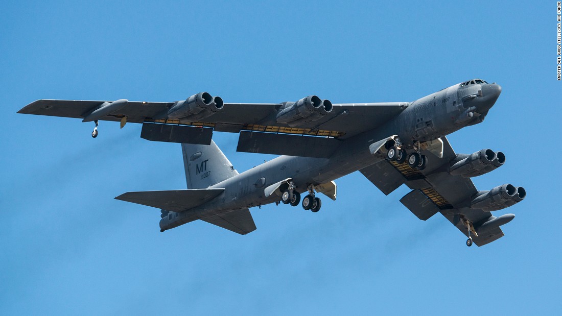 Oanh tạc cơ B-52 của Kh&ocirc;ng qu&acirc;n Mỹ