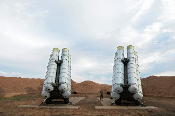 T&ecirc;n lửa S-400 do Nga chế tạo hiện đang được 10 nướ