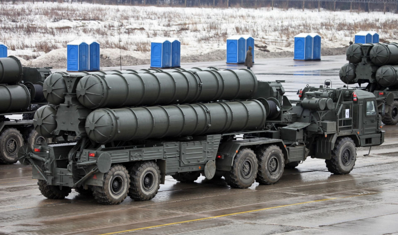T&ecirc;n lửa S-400