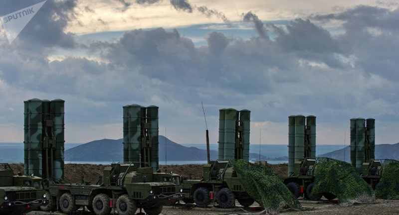 T&ecirc;n lửa S-400