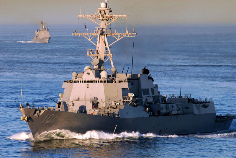 1200px-USS_Gridley_(DDG-101)_2008
