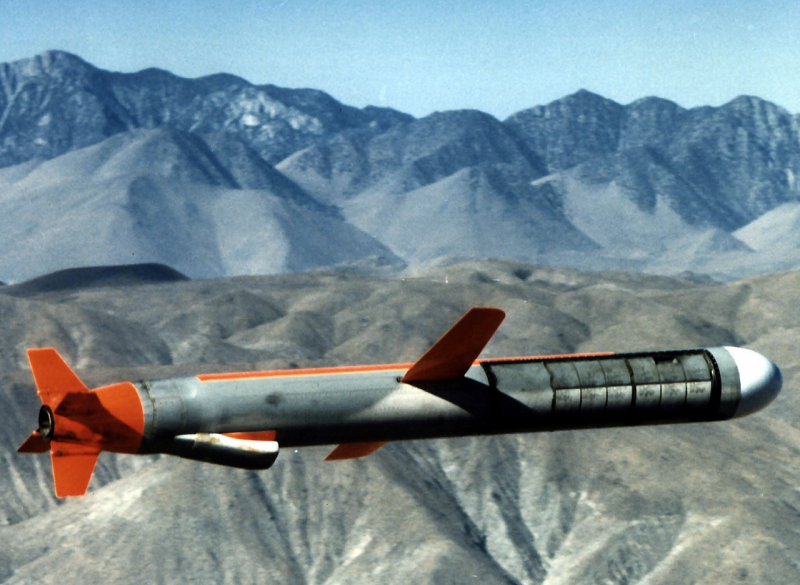 T&ecirc;n lửa Tomahawk Block IV