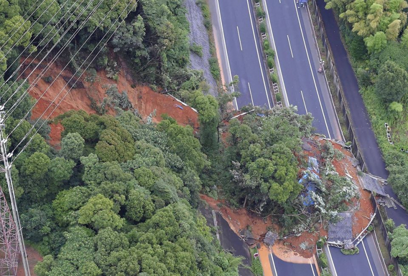 36818937_1781329775276865_5279374208265093120_n