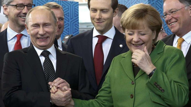 &Ocirc;ng Putin v&agrave; b&agrave; Merkel - ảnh tư liệu