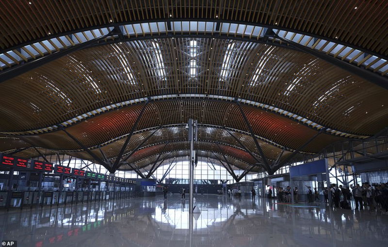 Cầu vượt biển d&agrave;i nhất thế giới 13