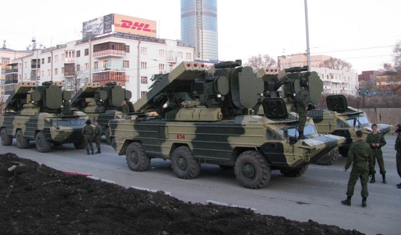 T&ecirc;n lửa 9K33 Osa ngo&agrave;i đời thực