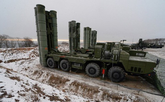 T&ecirc;n lửa ph&ograve;ng kh&ocirc;ng S-400