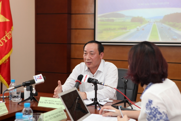 Thứ trưởng Nguyễn Hồng Trường ghi nhận nhiều c&acirc;u h