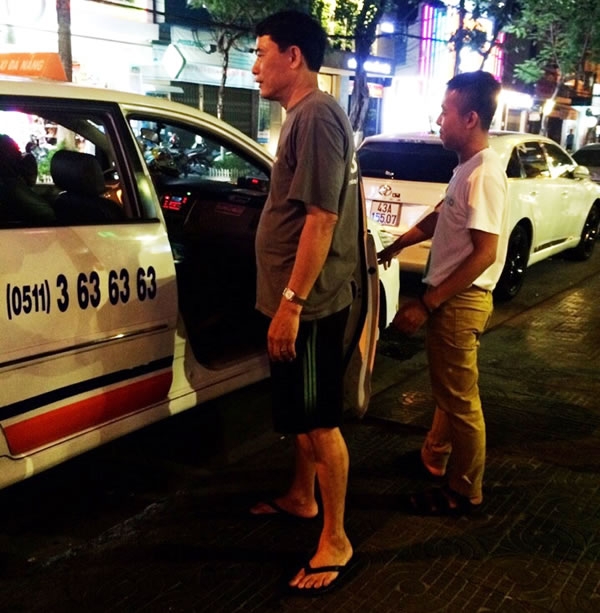 Nh&agrave; h&agrave;ng Ecstasy Đ&agrave; Nẵng hỗ trợ đặt xe taxi đưa kh