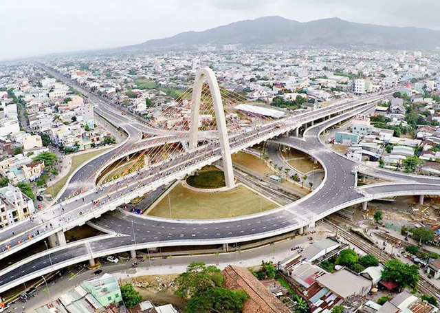 N&uacute;t giao th&ocirc;ng ng&atilde; ba Huế