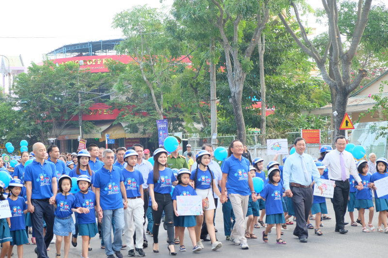 L&atilde;nh đạo UBATGT quốc gia, tỉnh Quảng Nam v&agrave; Yamaha