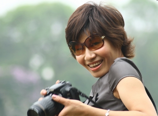 lo-dien-doi-tuong-de-doa-nu-nha-bao-mua-quan-tai-c