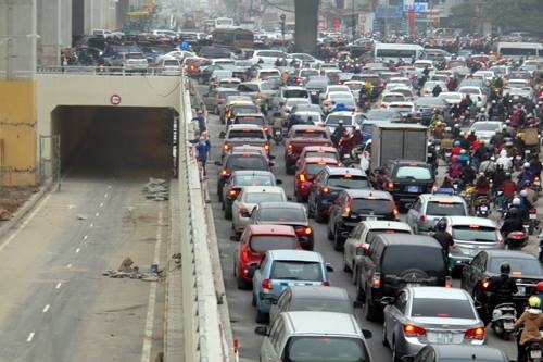 14089550_925407437586302_526369300_n