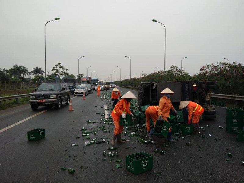 29790281_941883582642314_7512975416588500992_n