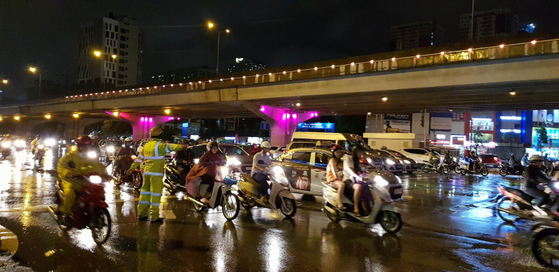 33715409_2140175099551263_2238020639476678656_n