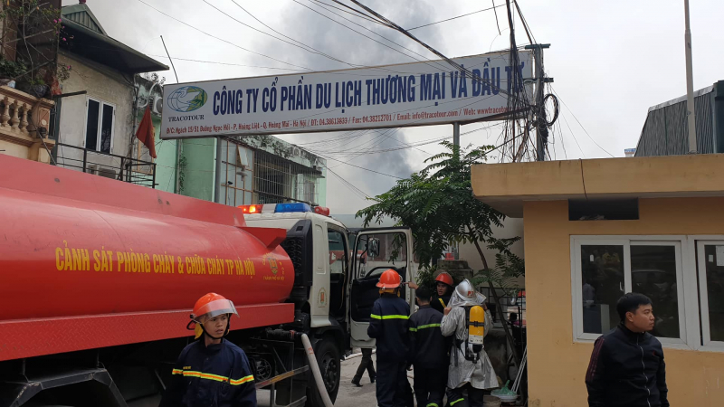 45858257_2085491365075269_4796061903518433280_n