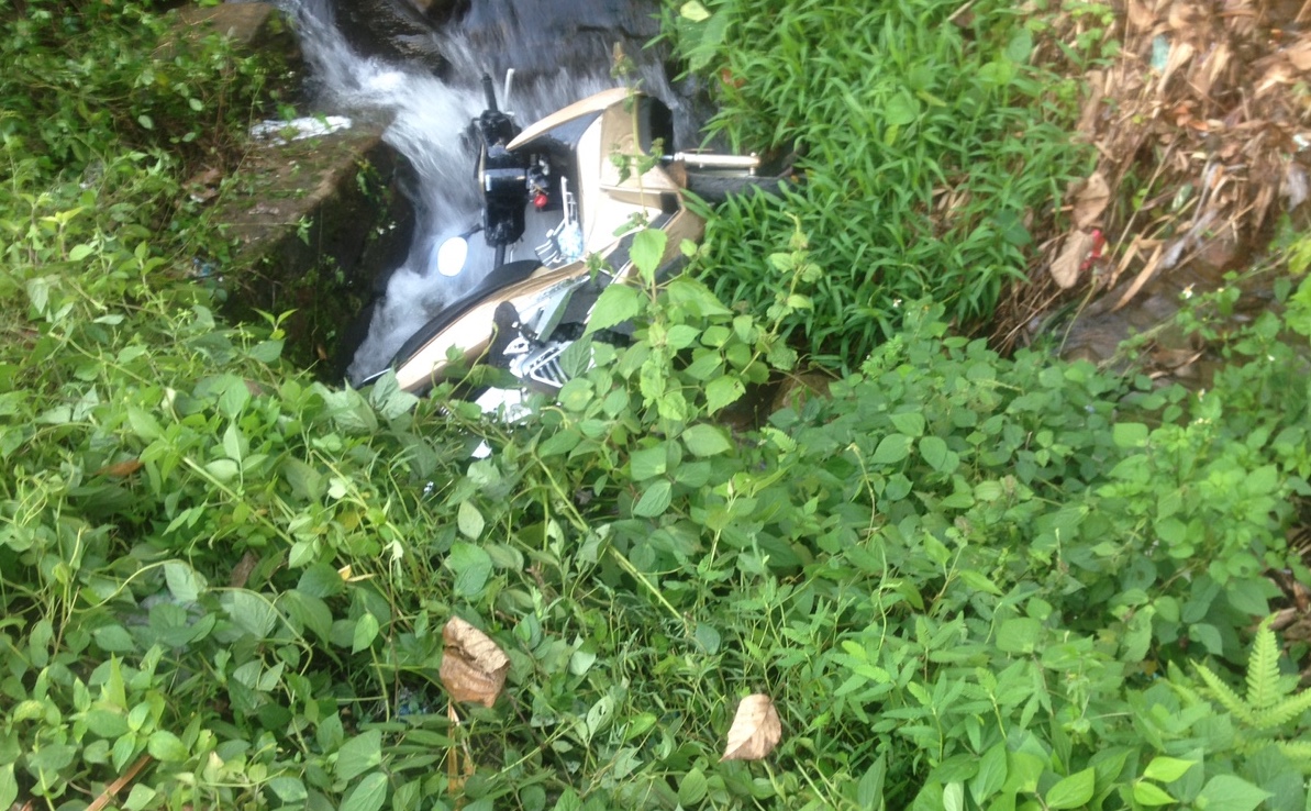 z771037763277_bba4bc0fe1c4e589c4d095feca8a2e51