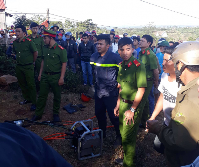 28460061_1994478084136579_243083850_o