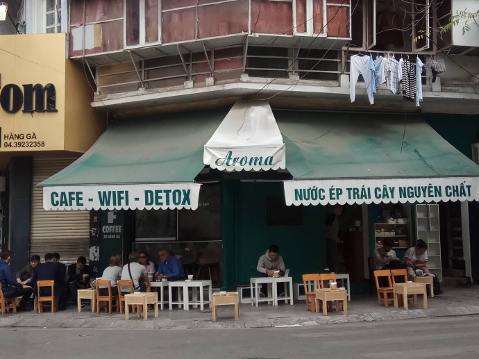 Chủ qu&aacute;n cafe đầu n&agrave;y cho biết Qu&aacute;n mở cửa xuy&ecirc;n T