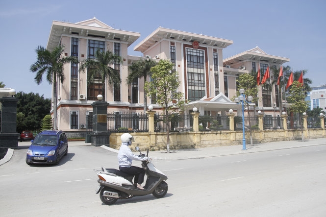 qn-doi-tru-so-cho-flc-lam-du-an-21-10-2-jpg-147703